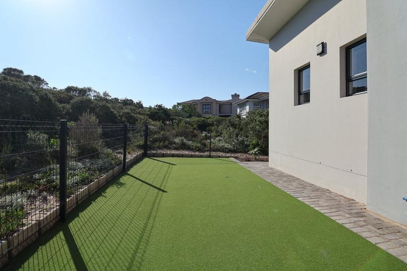 To Let 3 Bedroom Property for Rent in Pinnacle Point Golf Estate Western Cape